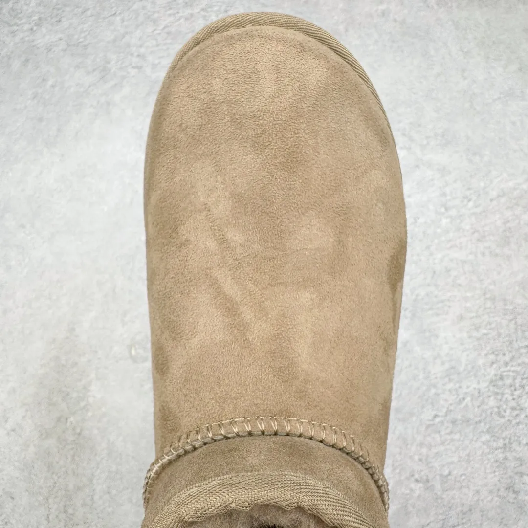 Pick up locally 💰520 UGG 5092 Classic autumn and winter sheepskin and fur integrated snow boots. All shoes are made of ZP. Longfeng A-grade Australian imported sheepskin and fur integrated brand OEM production line. Fully follow the ZP process. OEM original pattern maker. Adhering to the principle of no original shoe development and selection. Pay attention to every detail. The most authentic version on the market. TREADLITE "Light Wing" technology outsole. Light/durable/flexible/pile size: 35 36 37 38 39 40 41 42 Coding: by2936070